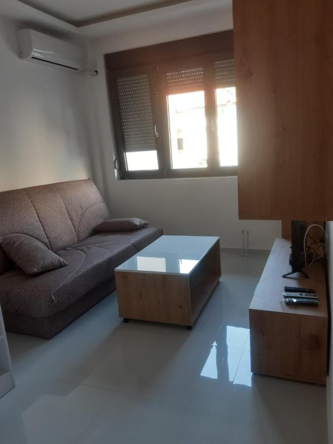 Stojanovic Apartments Ni Екстериор снимка