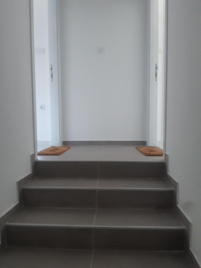 Stojanovic Apartments Ni Екстериор снимка